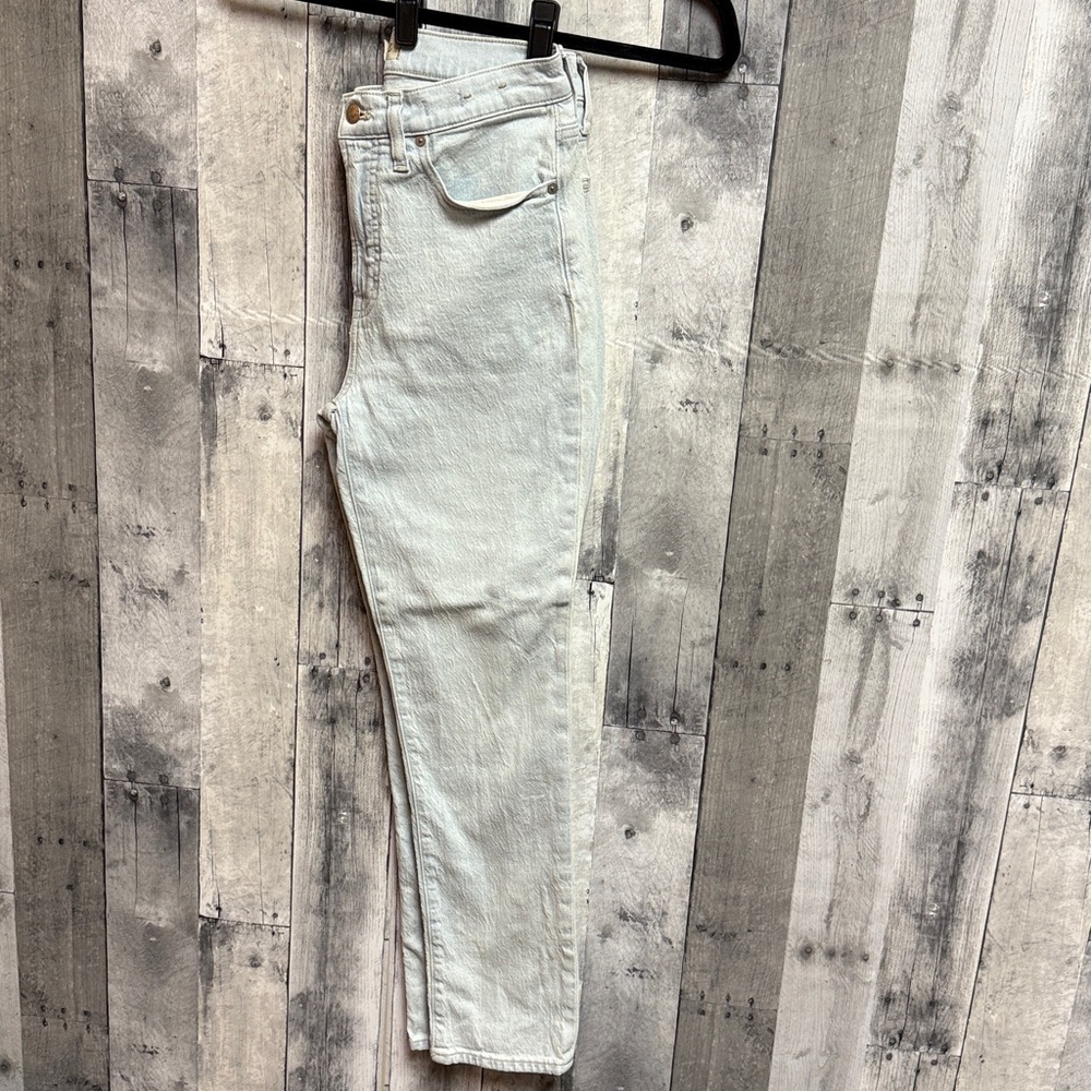 Madewell Women's Straight Leg Jeans in Light Blues